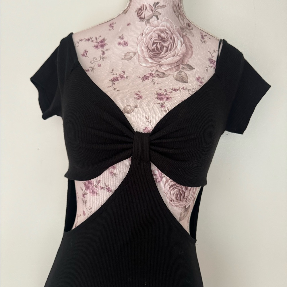 Black Maxi Dress w/ Cut Outs (Bodycon)